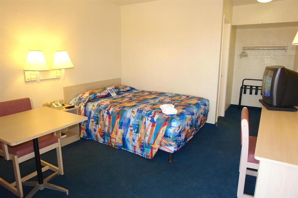 Motel 6-Youngtown, Az - Phoenix - Sun City Quarto foto